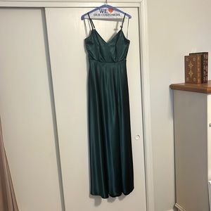 Like-new condition bridesmaid dress in emerald satin. Hemmed to fit 5’8”